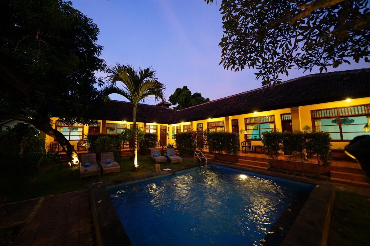 Mangga Bungalow Санур Экстерьер фото