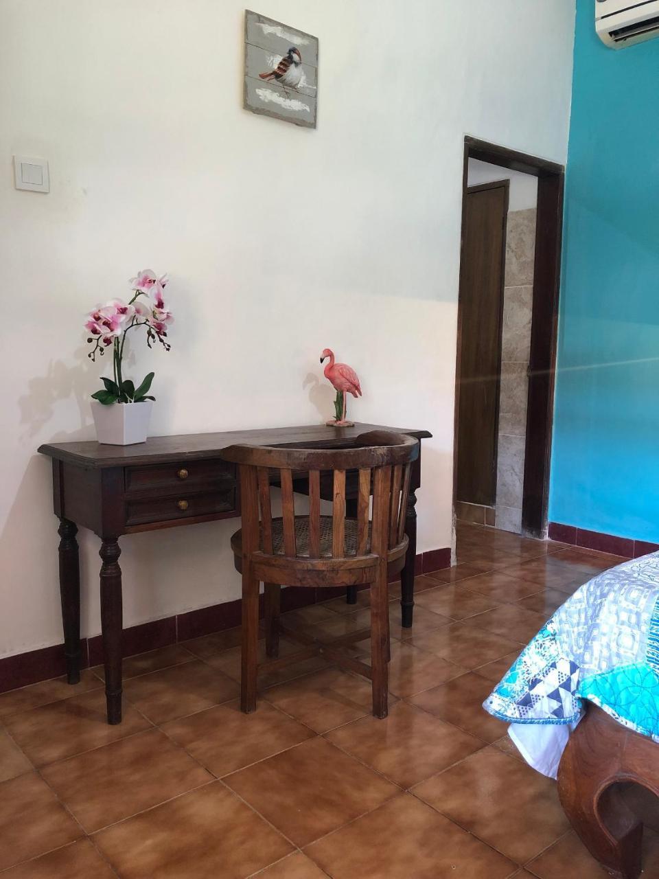 Mangga Bungalow Санур Экстерьер фото