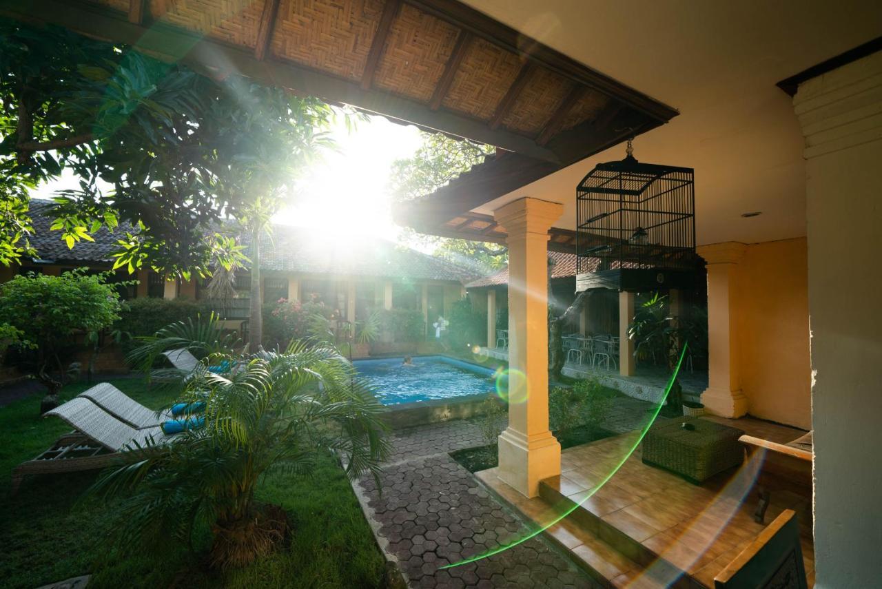 Mangga Bungalow Санур Экстерьер фото