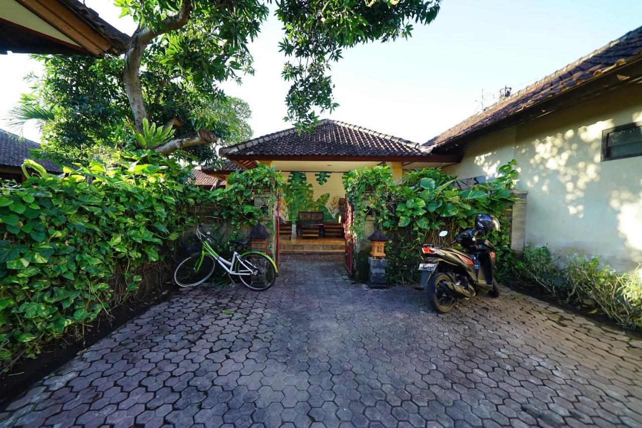 Mangga Bungalow Санур Экстерьер фото