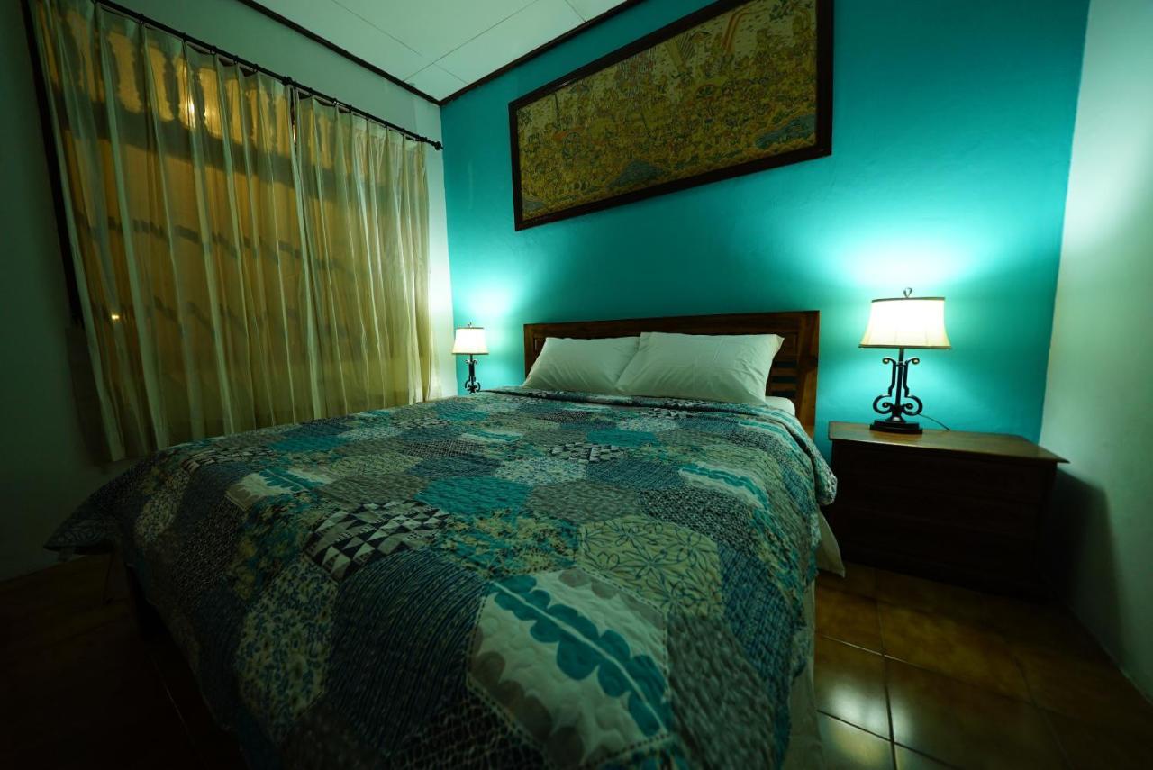 Mangga Bungalow Санур Экстерьер фото